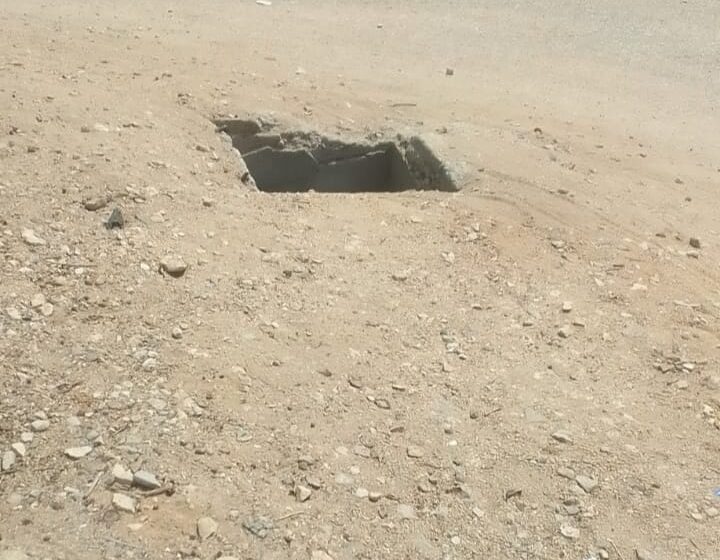 العاشر.. استغاثة من وجود “بلاعة” بالمجاورة 18 دون غطاء
