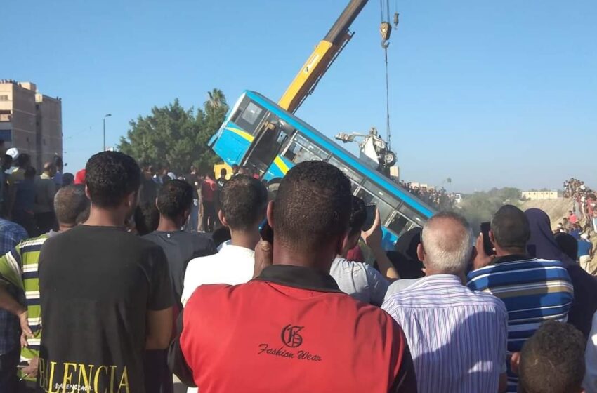  بينهم 4 أشقاء..ارتفاع ضحايا حادث أتوبيس الإسكندرية لـ 8 وفيات