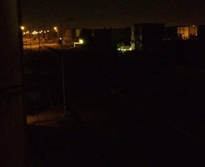  شكوى من تعطل أعمدة الإنارة في المجاورة 27 بالعاشر