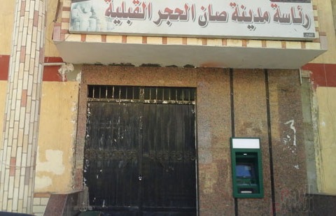  أهالي صان الحجر يشكون من الإهمال الشديد وتعرض الآثار للسرقة