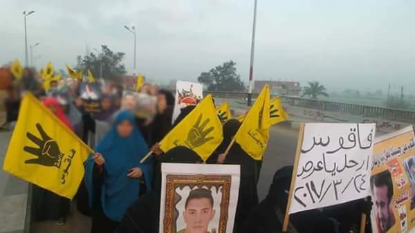  بالصور.. ثوار فاقوس يدشنون مظاهرات “ارحل يا سفيه”