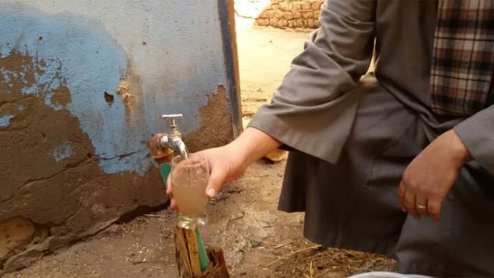  أهالي القومية بالزقازيق يشكون من تلوث مياه الشرب