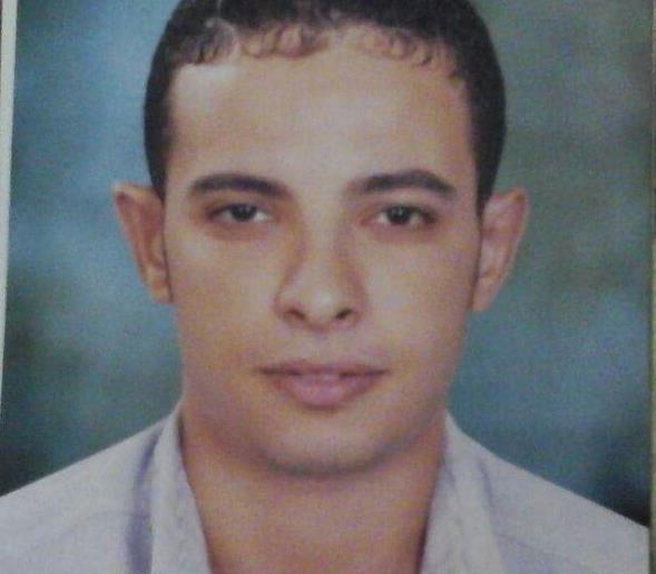  الانقلاب يعذب معتقلاً من الزقازيق بسجن المنيا بسبب “الجنة مش ببلاش”