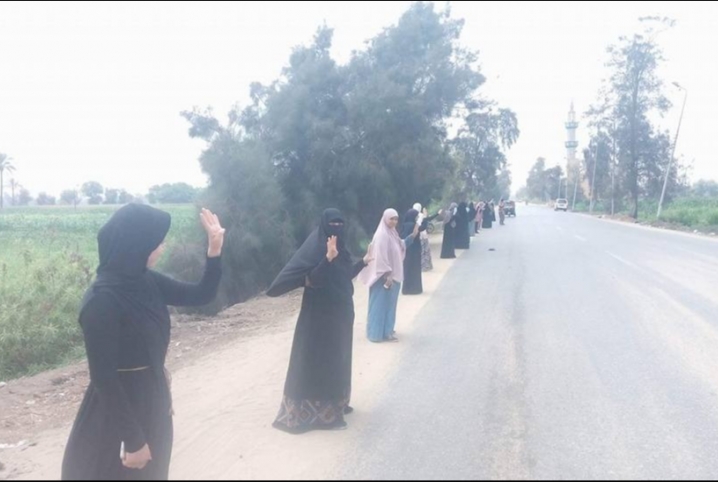  بالصور,.. سلاسل على طريق “الزقازيق – القنايات” نصره للأقصى