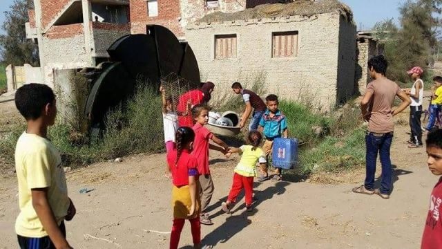  بالصور.. العطش ينغص حياة قرى “صان الحجر” بالحسينية