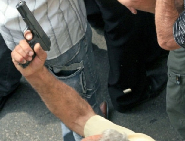  إصابة فلاح بطلق نارى على يد جيرانه في منيا القمح