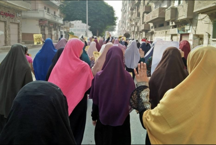  أحرار منيا القمح يحتشدون بمسيرة حاشدة رفضا لحكم العسكر “صور”