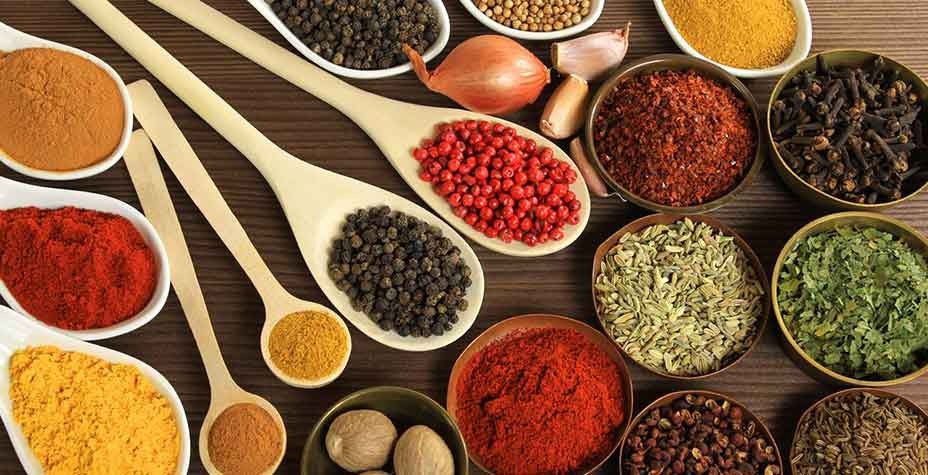  التوابل صيدلية صغيرة تحمى من الأمراض