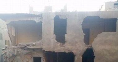  عقار آيل للسقوط يثير الذعر بين سكان شارع فاروق بالزقازيق