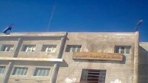  مطالبات برصف طريق “فرشلا” الرئيسي في منشأة أبوعمر