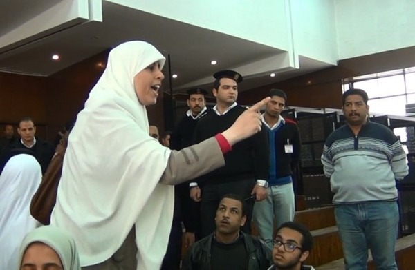  أسرة عائشة خيرت الشاطر تكشف تفاصيل معاناتها في سجون الانقلاب