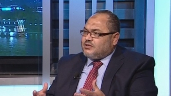  عن سد النهضة.. “أسامة رشدي” مغردا: السيسي ضيَّع حقوق مصر التاريخية