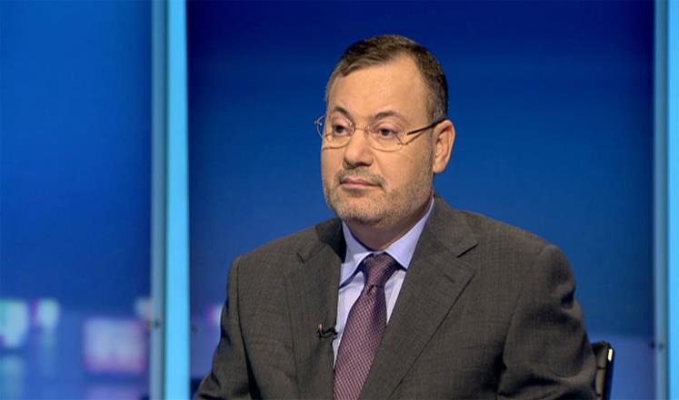  “يوم وأد إرادة الشعب”.. “أحمد منصور” يغرد في ذكرى الانقلاب