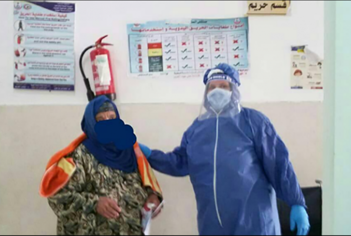 خروج 5 حالات بعد تعافيهم من إصابتهم بفيروس كورونا بمستشفى الصالحية الجديدة