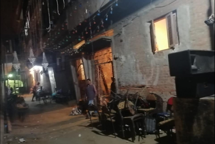  القبض على عريس لإقامته حفلا لعرسه أمام منزله