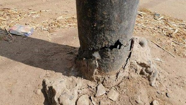  الحسينية| أهالي قرية 4 بالصالحية يستغيثون من تهالك أعمدة الإنارة