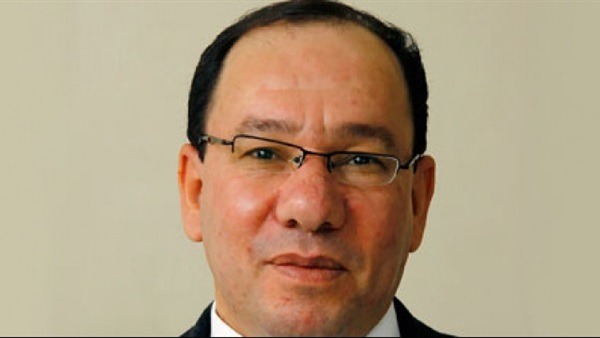  عندما يؤلف الجنرال تاريخًا
