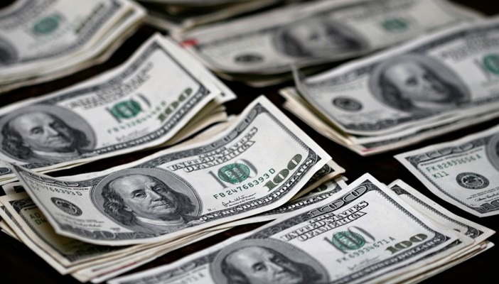 تعرف على سعر صرف الدولار في السوق السوداء اليوم الخميس