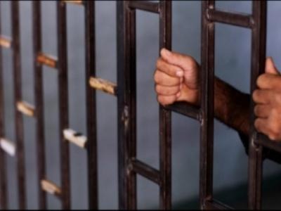  عاجل.. قوات أمن الانقلاب تقطع الكهرباء عن معتقلي قسم ثان الزقازيق