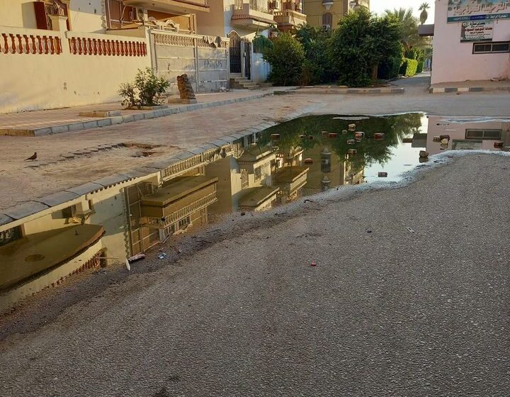  شكاوى من طفح مياه المجاري بالمجاورة الـ 4 في العاشر