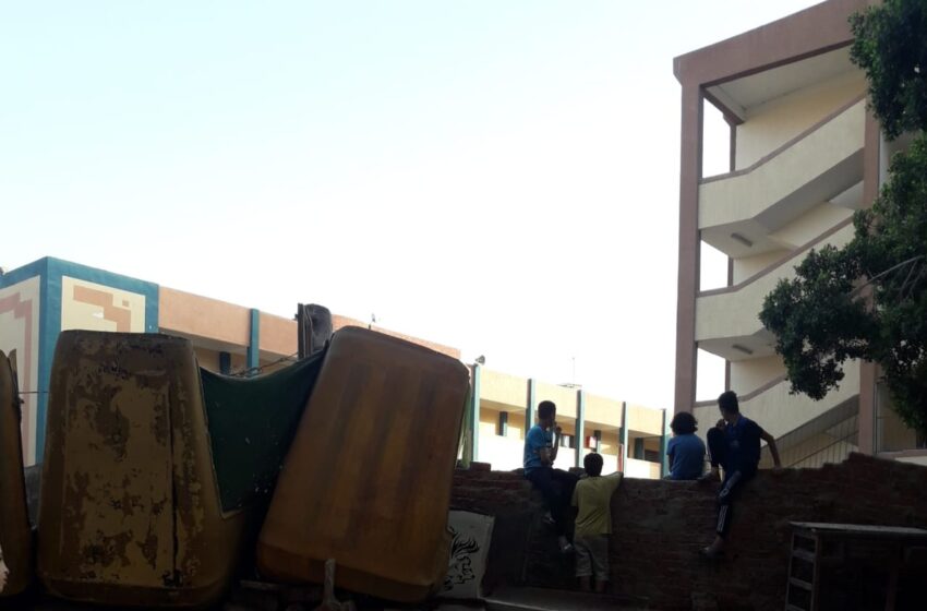 شكاوى من مضايقات الشباب لطالبات مدرسة الزهراء الإعدادية بأبوكبير