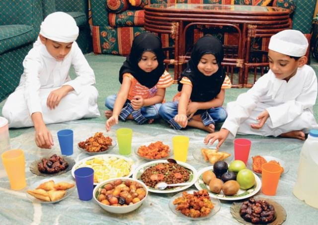  صيام الأطفال.. رؤيةٌ فقهيّةٌ وتربويّة