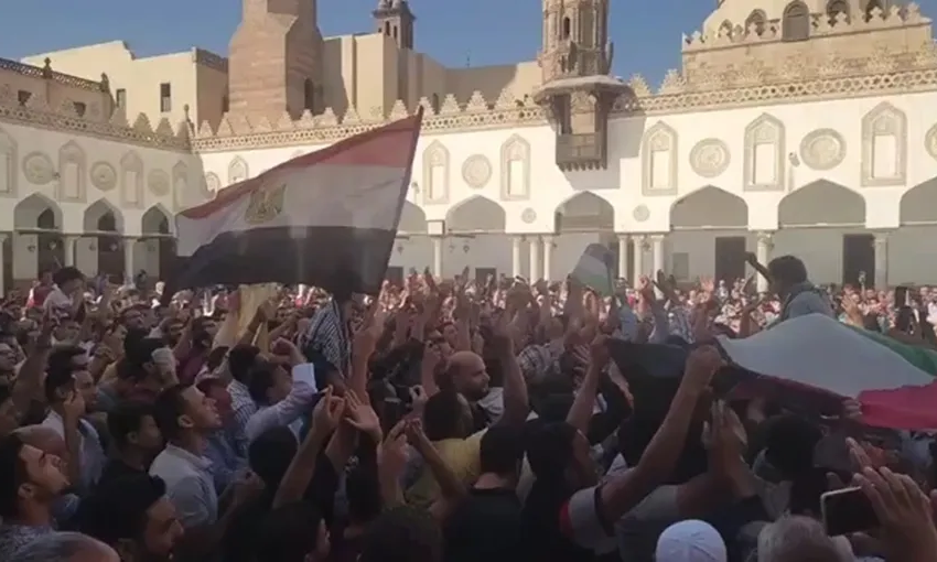  تظاهرات حاشدة في الجامع الأزهر تنديدًا بالعدوان على غزة