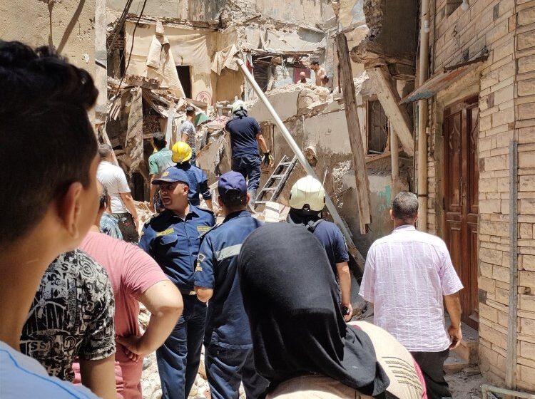 مصرع شخص وإنقاذ آخر إثر انهيار عقار قديم في الجمرك بالإسكندرية